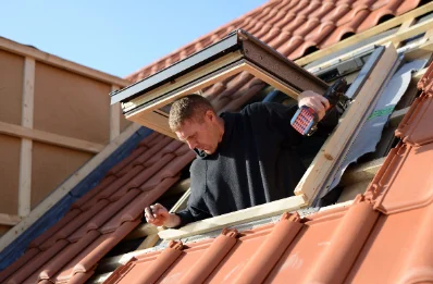 Pose de fenêtres de toit Velux à Niergnies